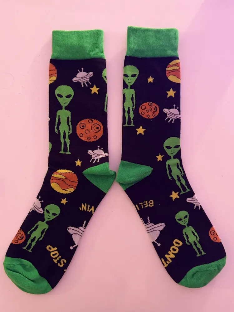 Socks – Aliens