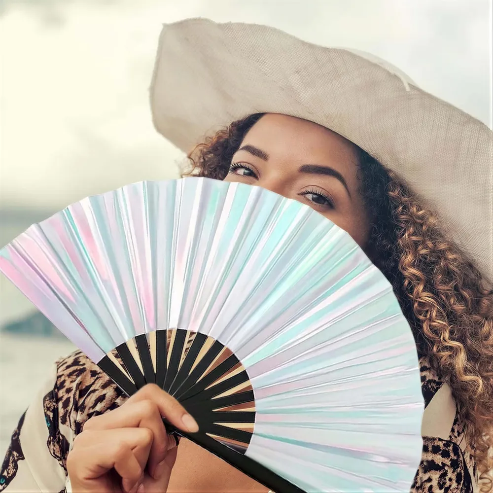 Fan – Shining Silver